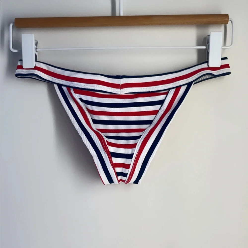FRANKIES BIKINIS Red White and Blue set - Picture 5 of 6